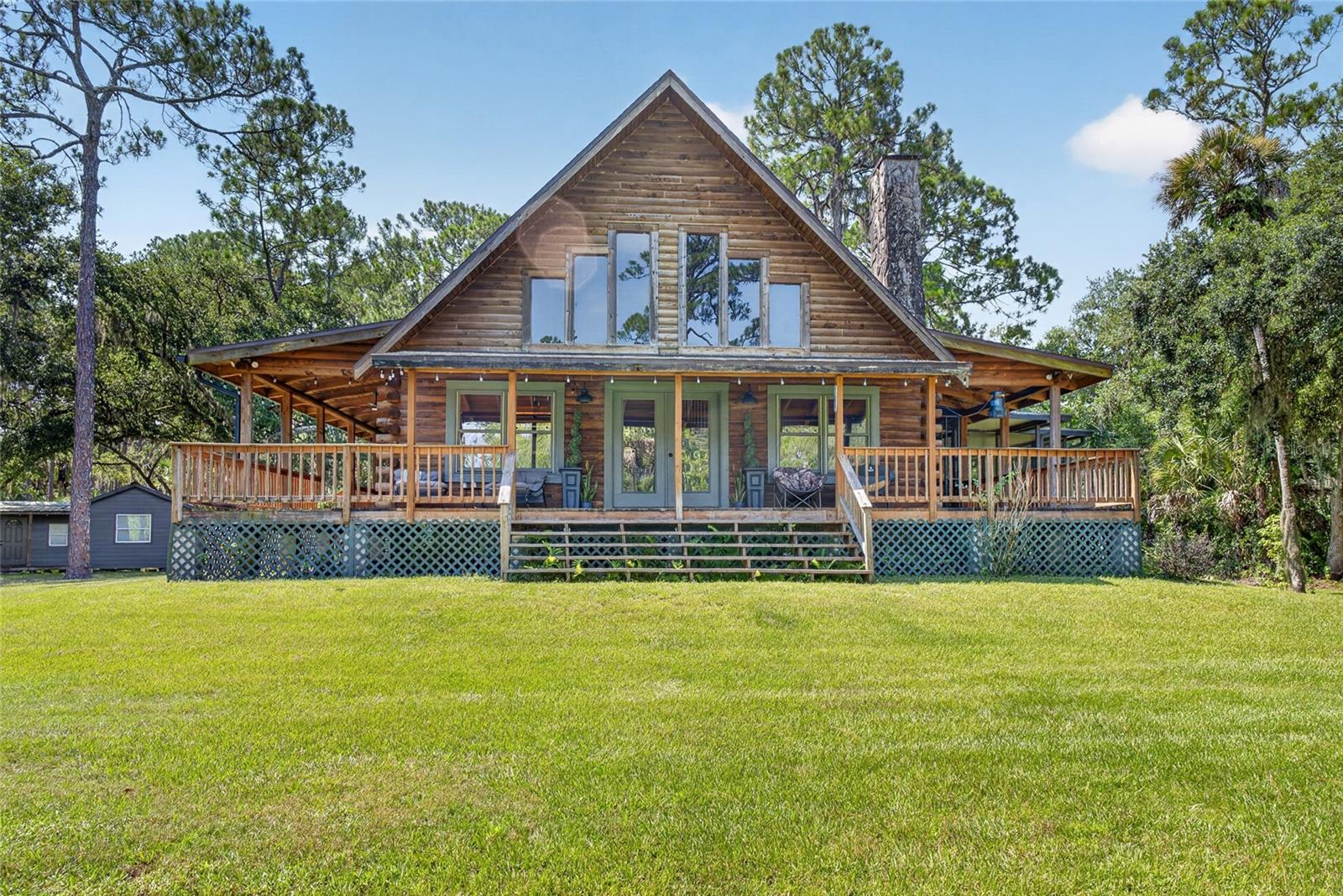 Foto de propiedad en 5365 PACES LANDING RD MIMS con MLS# O6425521