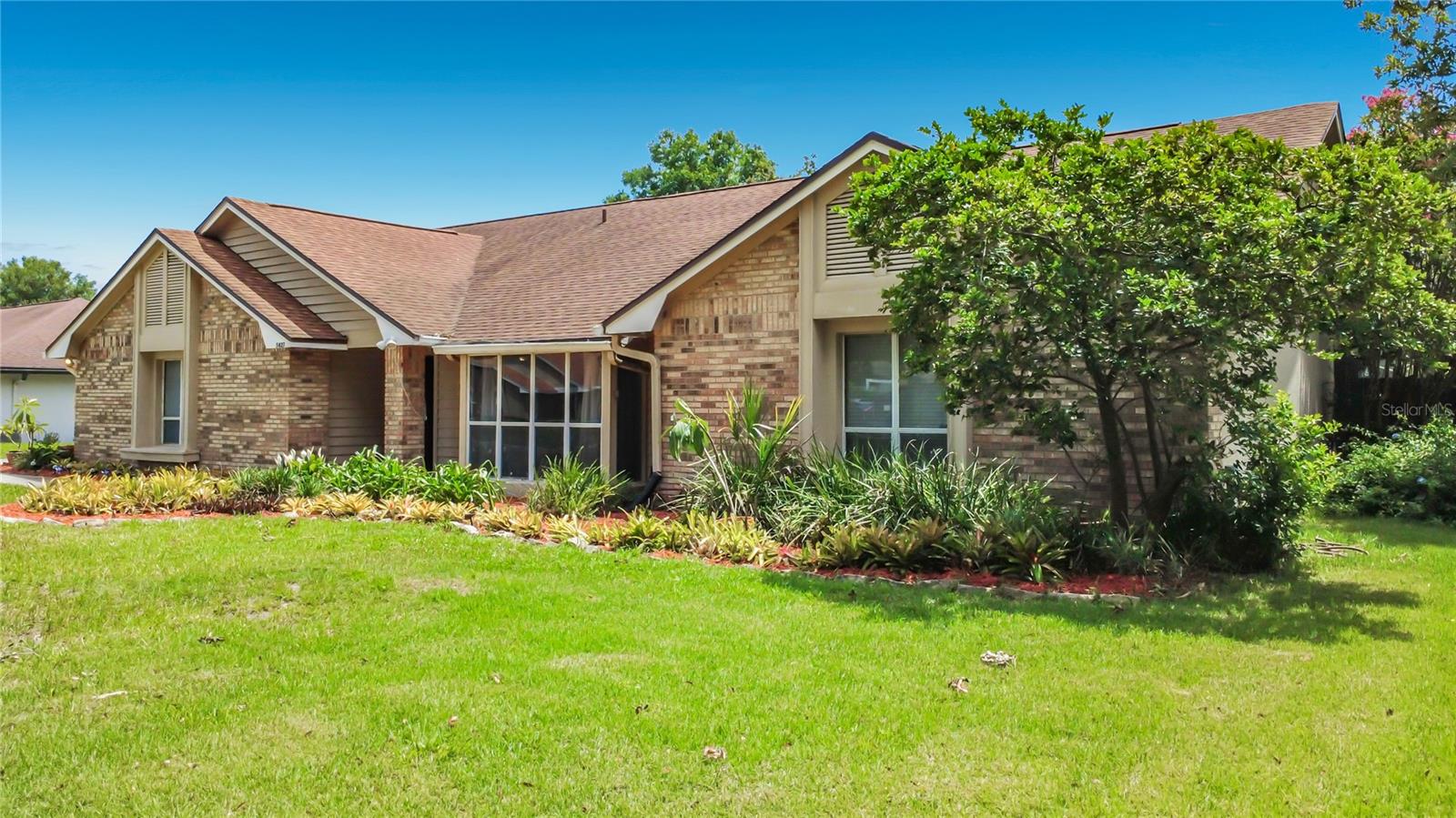 Foto de propiedad en 5427 SAGO PALM CT ORLANDO con MLS# O6425795