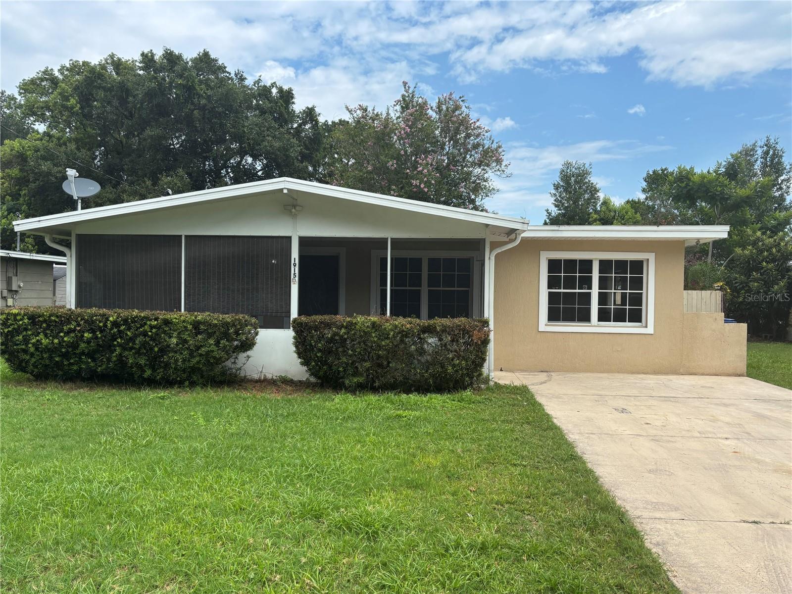 Foto de propiedad en 1915 WEEKS AVE ORLANDO con MLS# O6426484