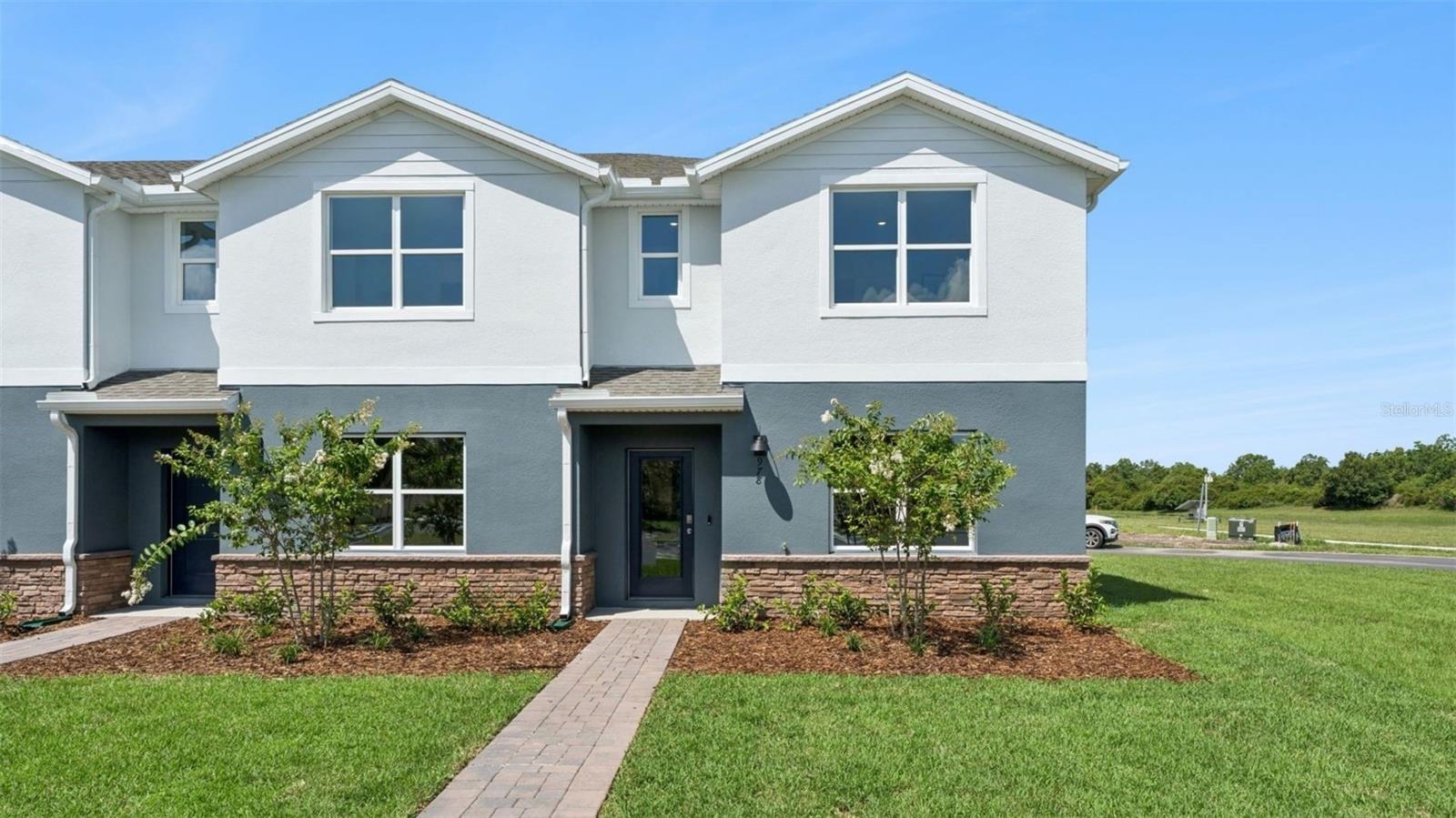 Foto de propiedad en 2243 RITA LN KISSIMMEE con MLS# O6426895