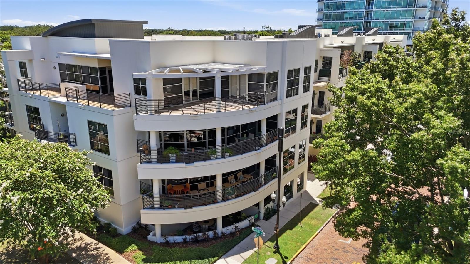 Foto de propiedad en 1 S EOLA DR #13 ORLANDO con MLS# O6427160