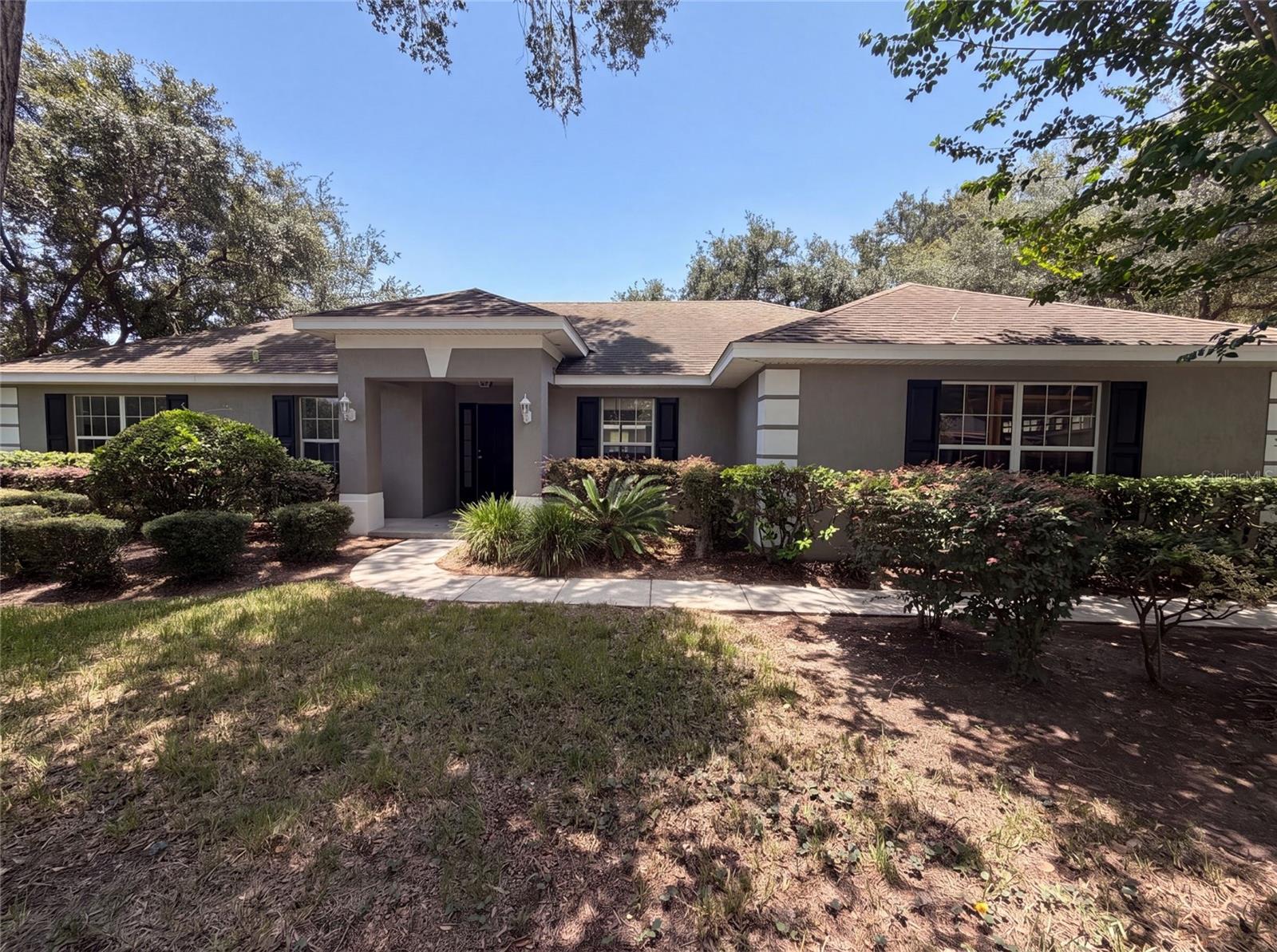 Foto de propiedad en 306 GARDEN OAK CT APOPKA con MLS# O6427194