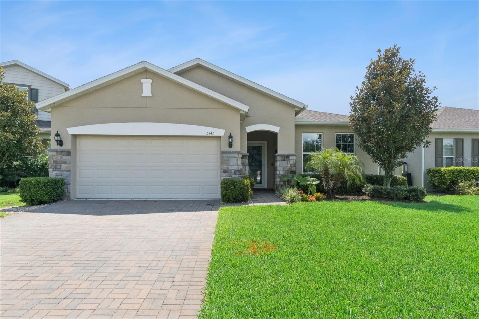 Foto de propiedad en 5141 CHICKADEE ST ST CLOUD con MLS# O6427664