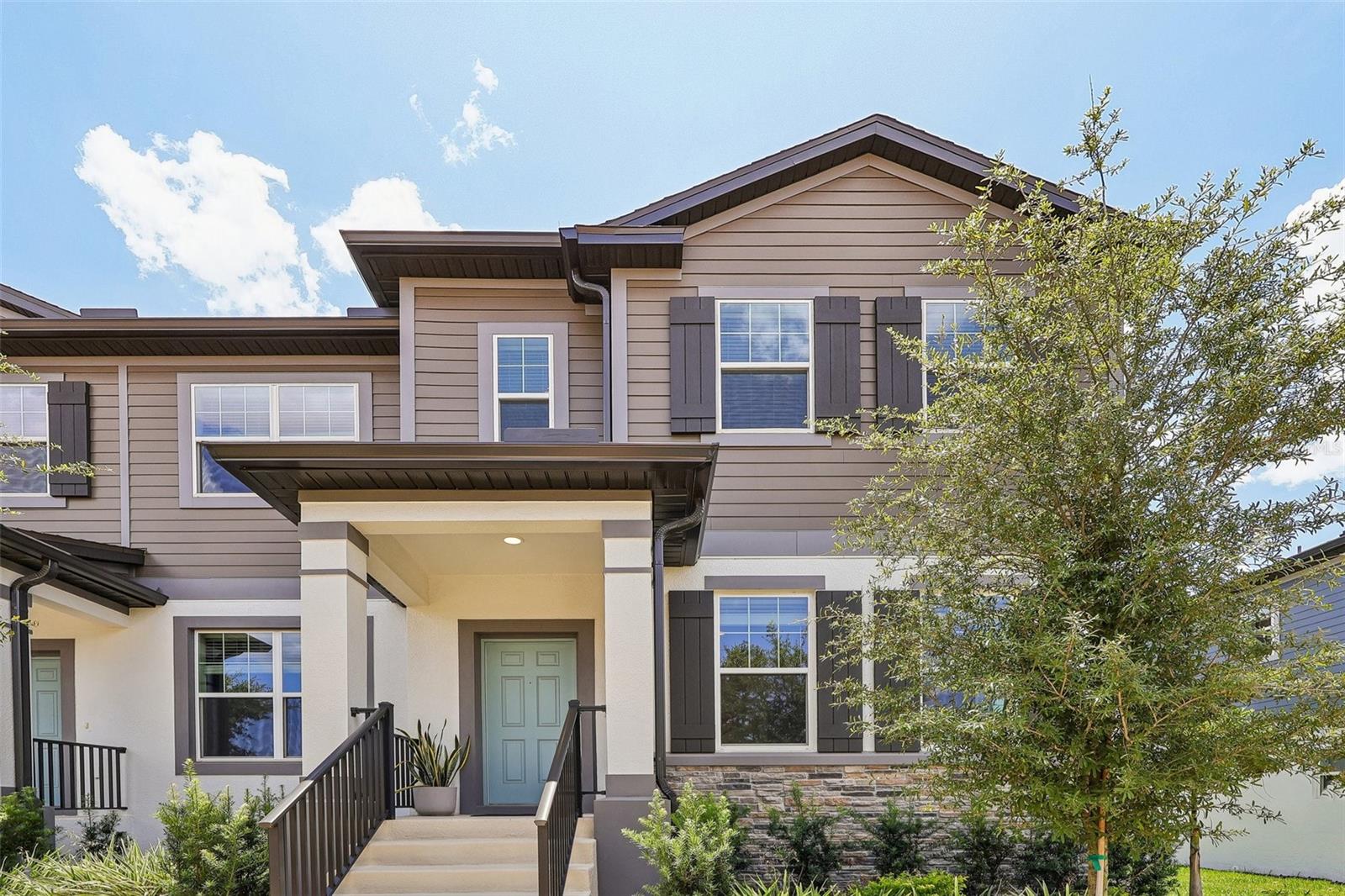 Foto de propiedad en 15877 TOLLINGTON ALY WINTER GARDEN con MLS# O6427665