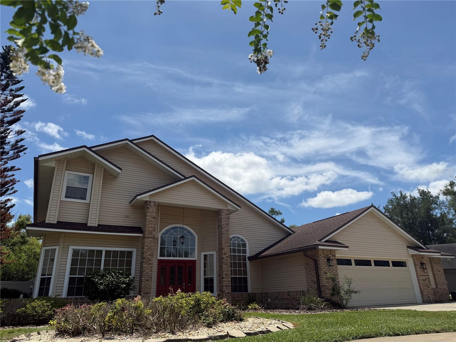 Foto de propiedad en 313 MACARTHUR PL MAITLAND con MLS# O6427905
