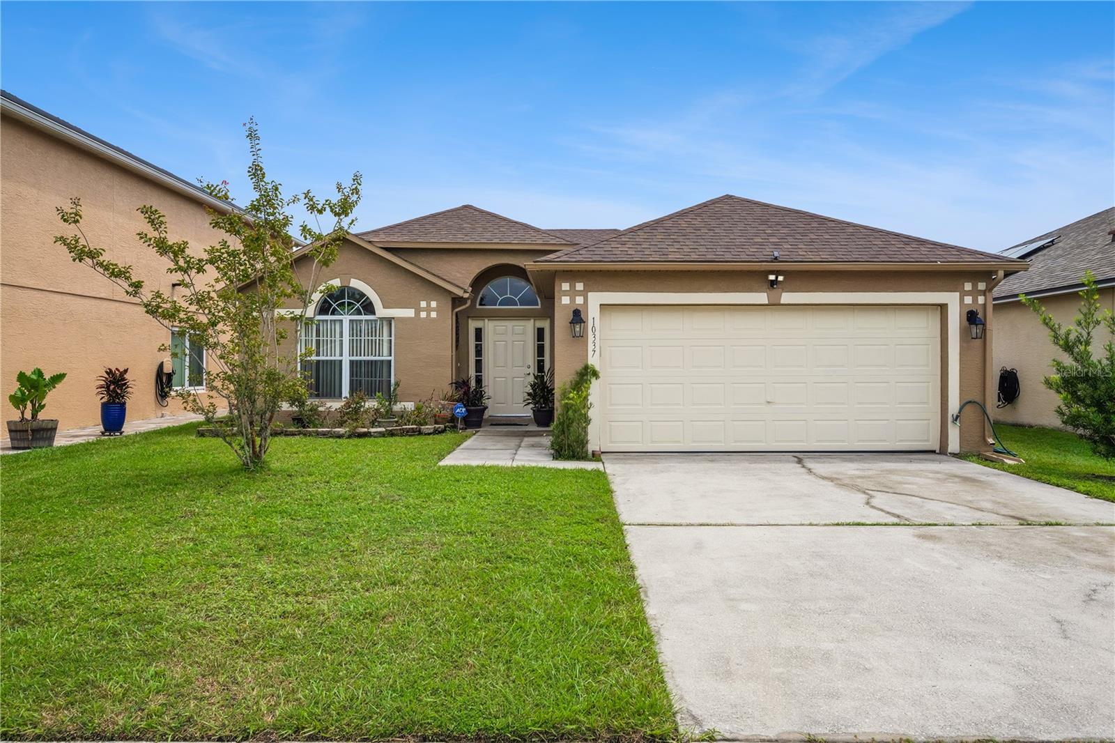 Foto de propiedad en 10337 LAXTON ST ORLANDO con MLS# O6428243