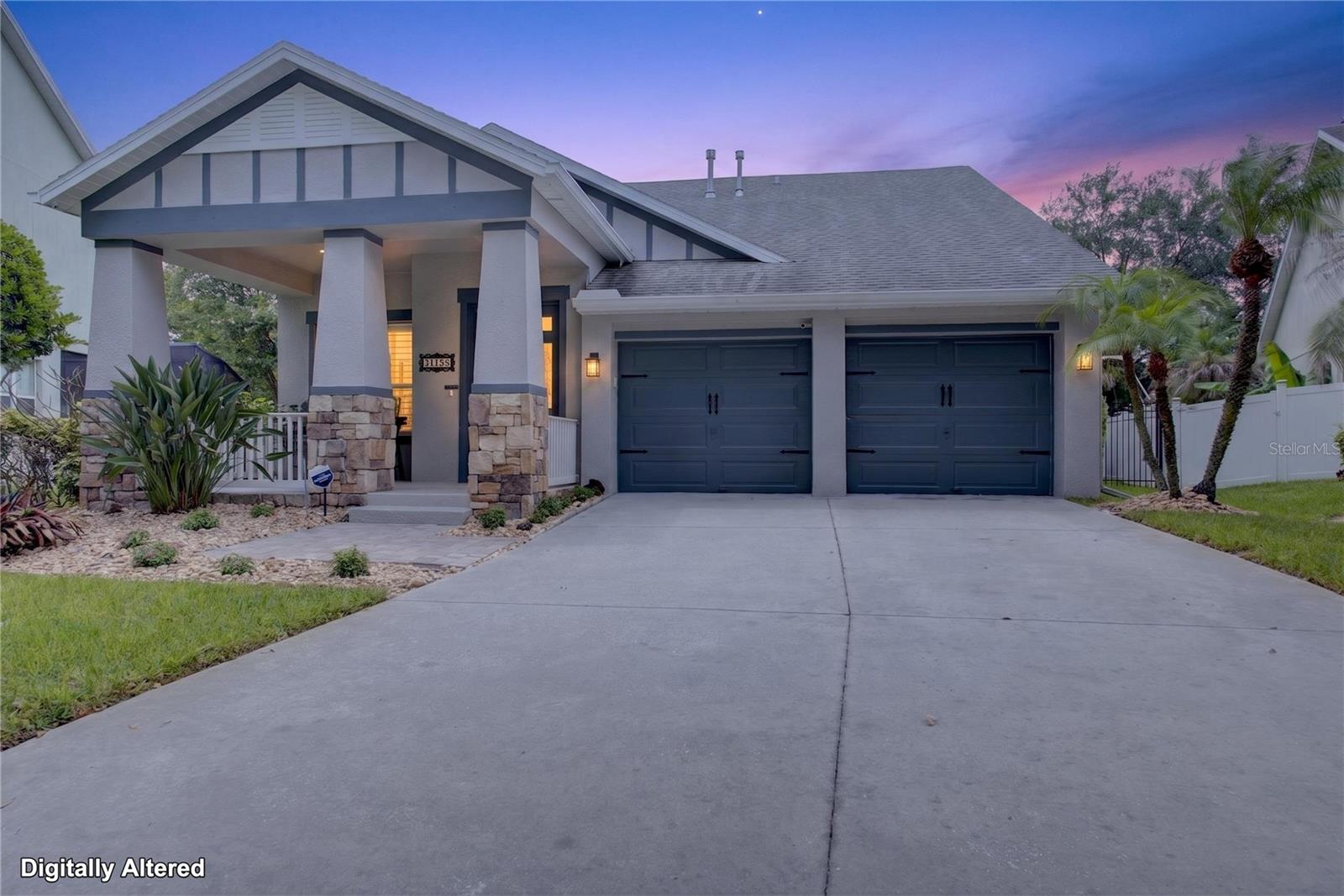 Foto de propiedad en 13160 SUNKISS LOOP WINDERMERE con MLS# O6428871