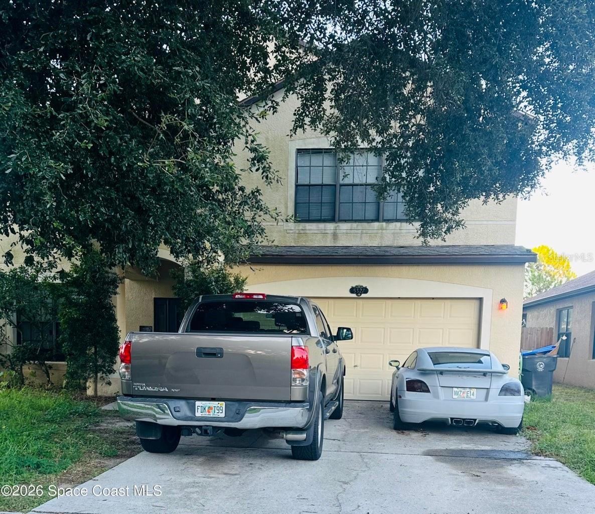 Foto de propiedad en 5327 ENCHANTED AVE TITUSVILLE con MLS# O6429261