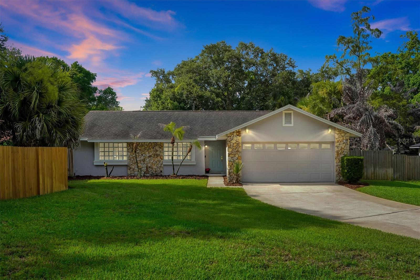 Foto de propiedad en 8405 WAIALAE CT ORLANDO con MLS# O6429304