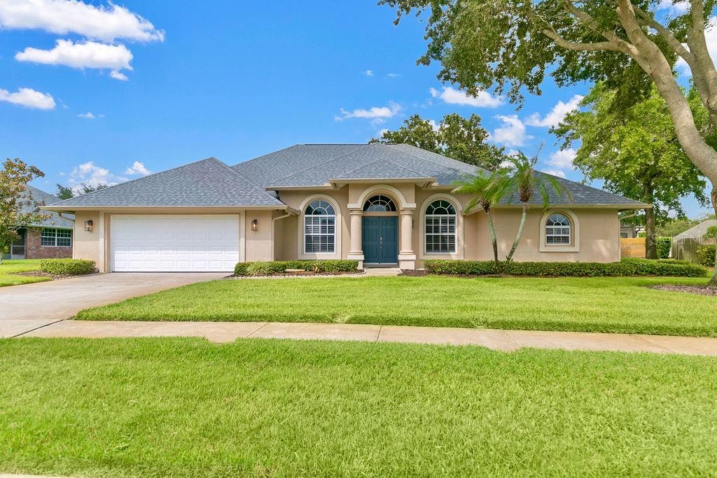 Foto de propiedad en 1525 DATE DRIVE DR TITUSVILLE con MLS# O6429715