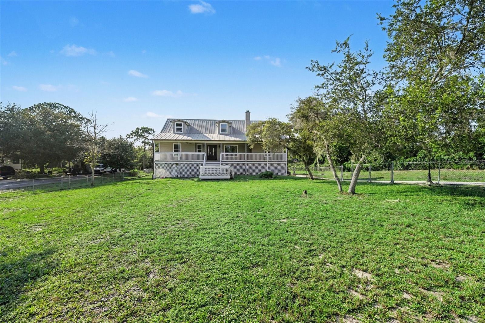 Foto de propiedad en 5710 BARNA AVE TITUSVILLE con MLS# O6429778