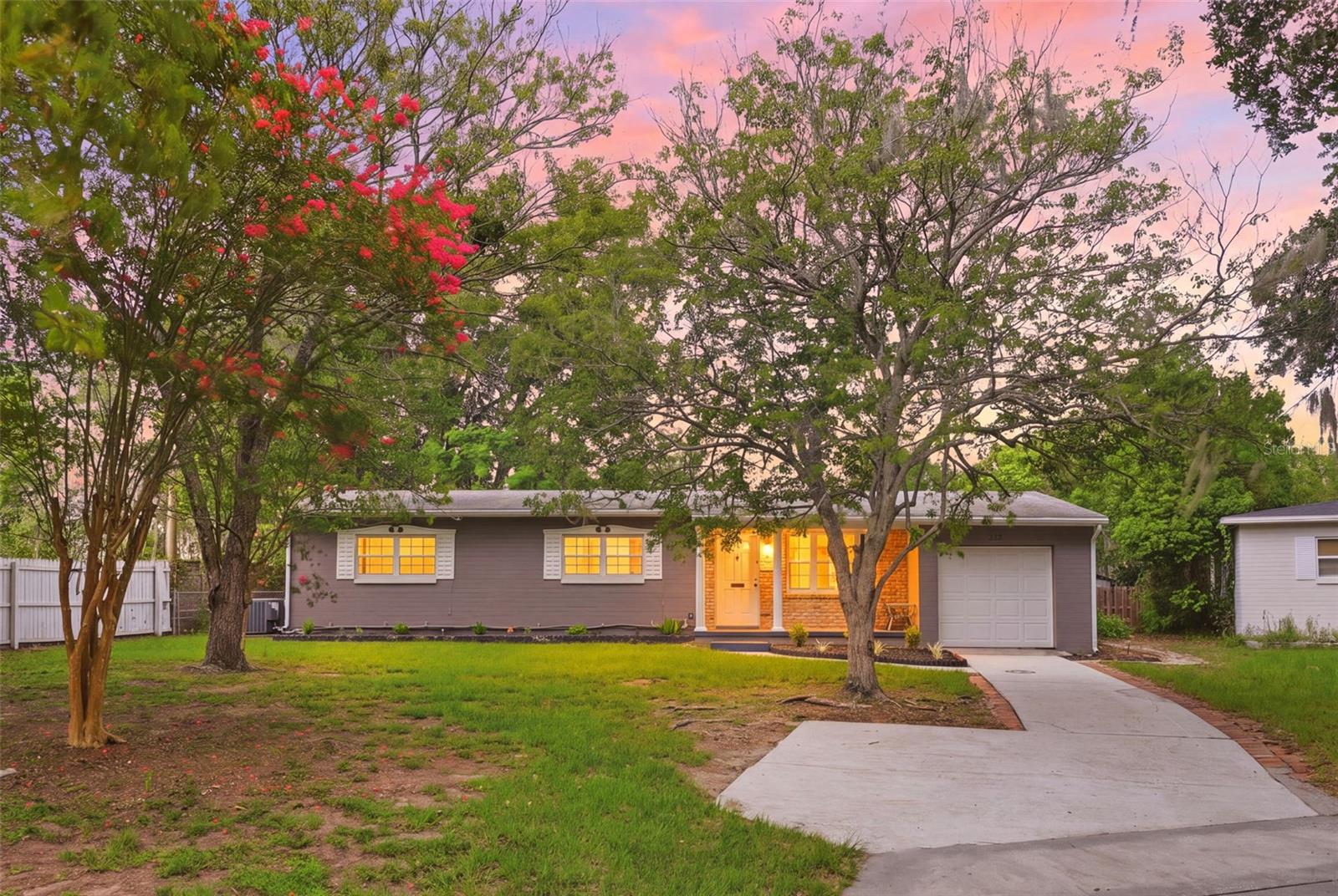 En Venta 724 BRAIDWOOD LN, ORLANDO, FL 32803