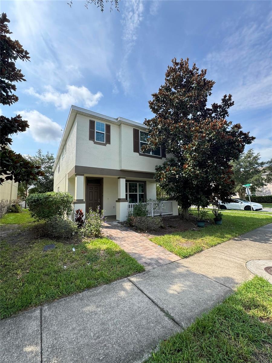 Foto de propiedad en 11938 SILVERLAKE PARK DR WINDERMERE con MLS# O6430196
