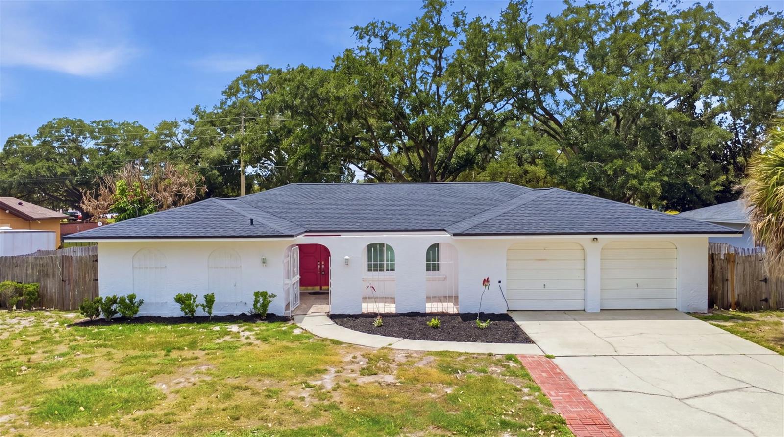Foto de propiedad en 6785 TAMARIND CIR ORLANDO con MLS# O6430257