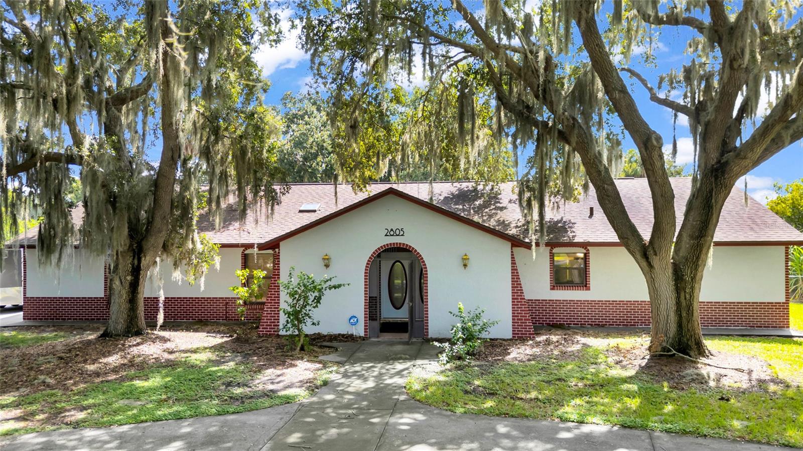 Foto de propiedad en 2805 LAKE TOHOPEKALIGA BLVD KISSIMMEE con MLS# O6430320