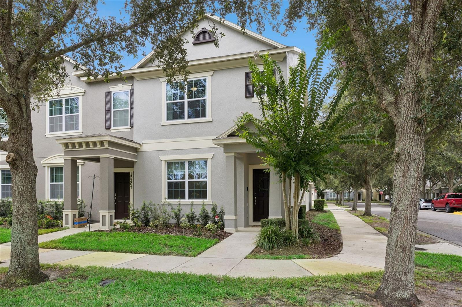Foto de propiedad en 12303 LANGSTAFF DR WINDERMERE con MLS# O6430630