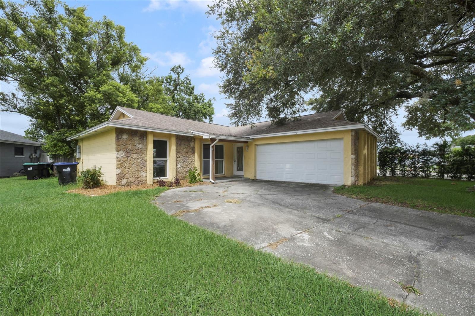 Foto de propiedad en 1530 RAVANA DR ORLANDO con MLS# O6431099