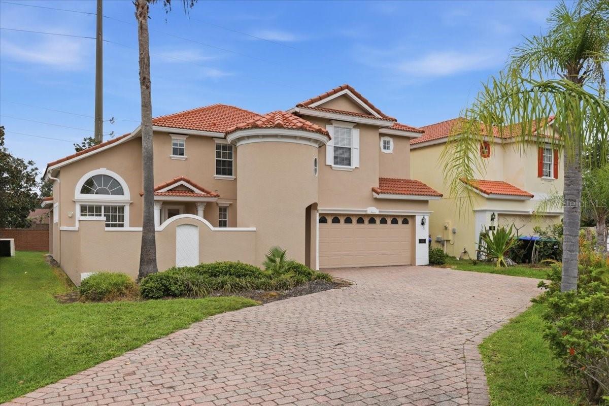 Foto de propiedad en 11854 VIA LUCERNA CIR WINDERMERE con MLS# O6431329