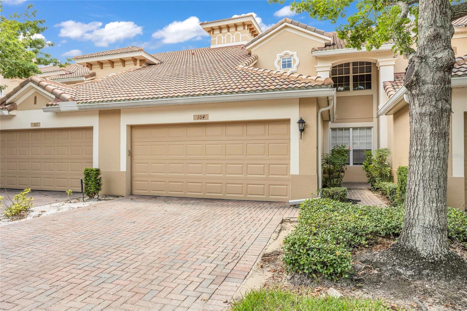 En Venta 6380 CONEJO TER #104, ORLANDO, FL 32835