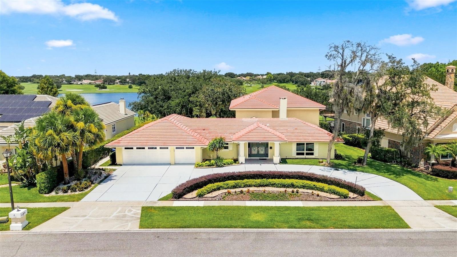 Foto de propiedad en 5912 TARAWOOD DR ORLANDO con MLS# O6431648