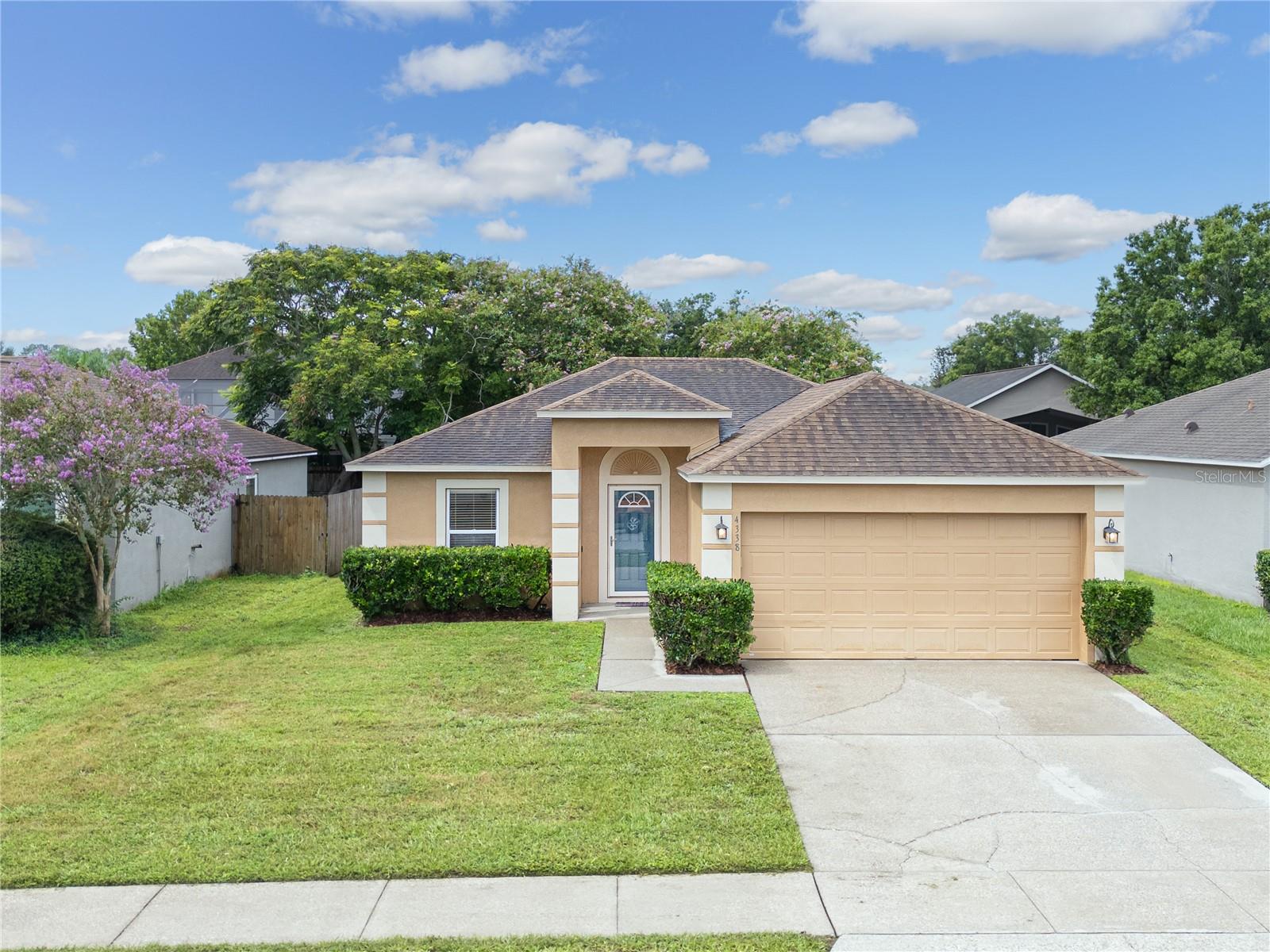 Foto de propiedad en 4338 STONEFIELD DR ORLANDO con MLS# O6431850