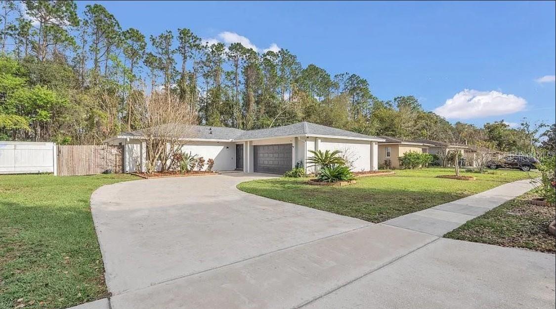 En Venta 8691 CONTOURA DR, ORLANDO, FL 32810