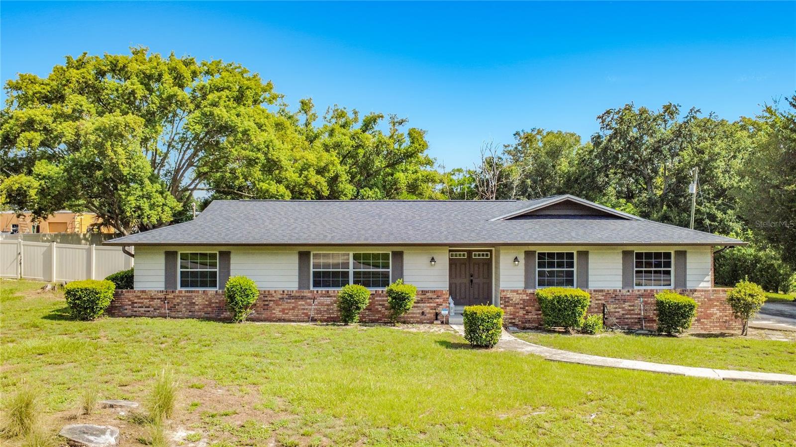 En Venta 6313 WYNGLOW LN, ORLANDO, FL 32818