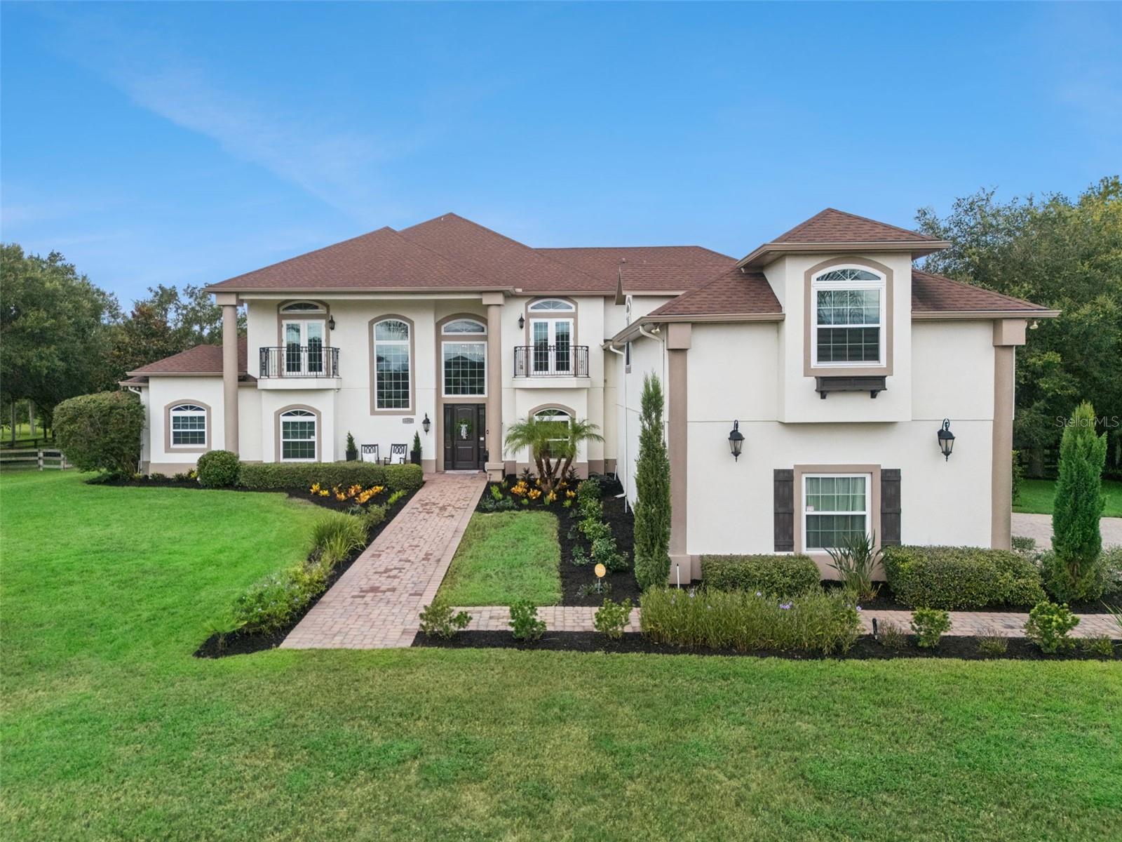 Foto de propiedad en 4282 MCKINNON RD WINDERMERE con MLS# O6432910