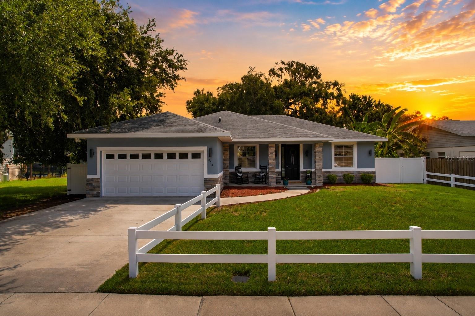 Foto de propiedad en 213 NEW YORK AVE ST CLOUD con MLS# O6433045