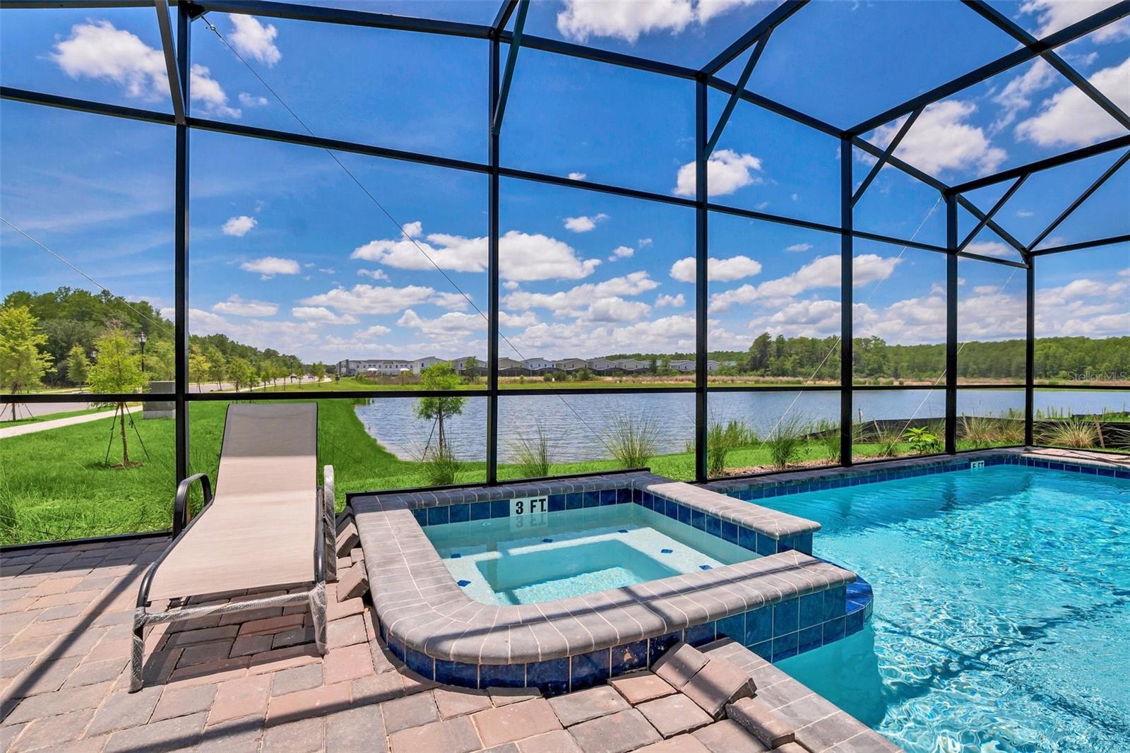 Foto de propiedad en 4300 PROLOGUE WAY KISSIMMEE con MLS# O6433356