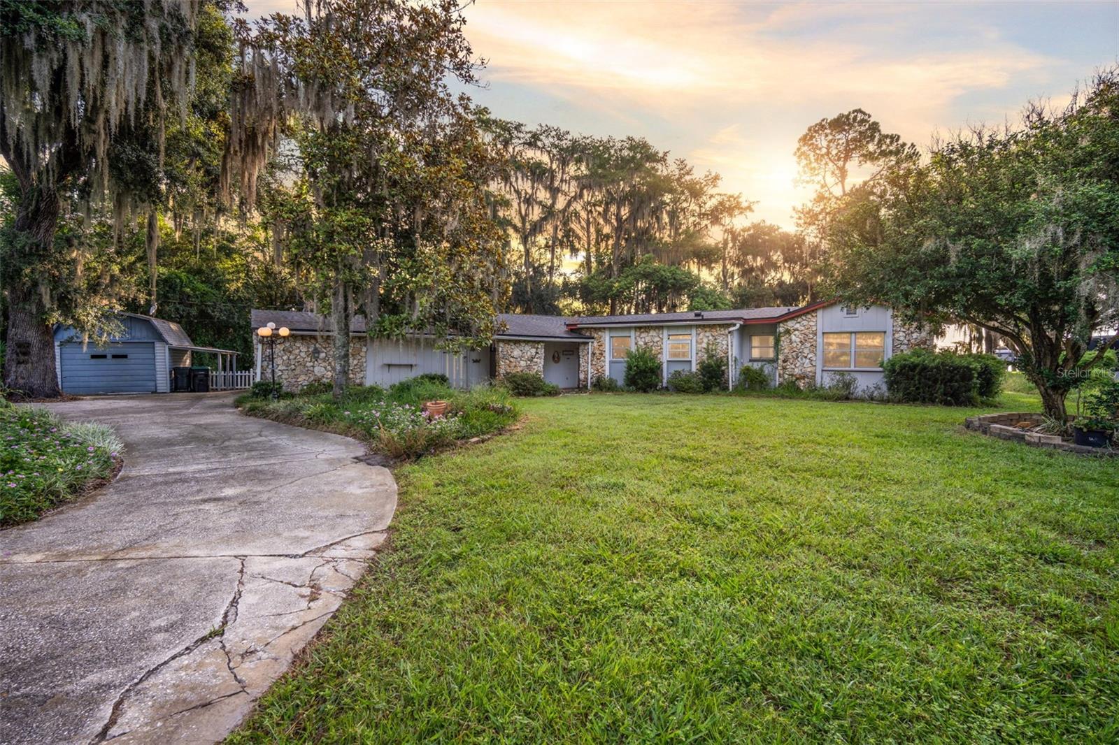 En Venta 5251 LAKE JESSAMINE DR, ORLANDO, FL 32839