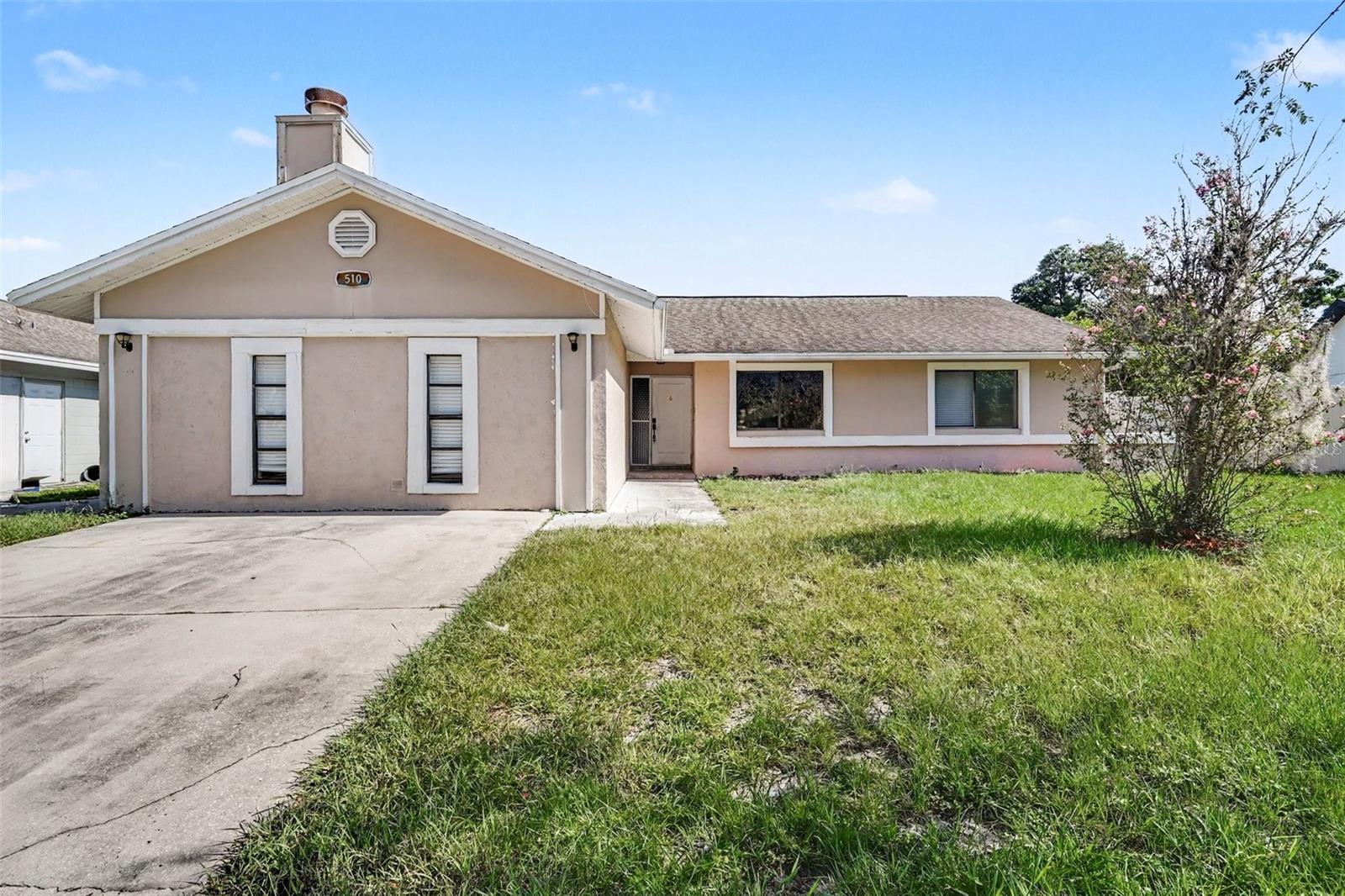 Foto de propiedad en 510 WAVECREST DR ORLANDO con MLS# O6433419