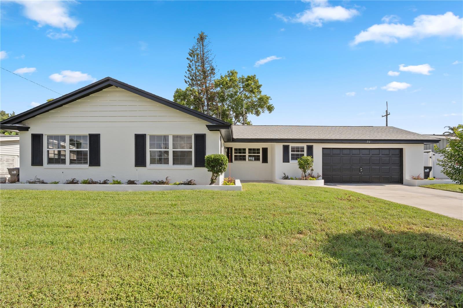 Foto de propiedad en 320 BENTON ST ORLANDO con MLS# O6434265