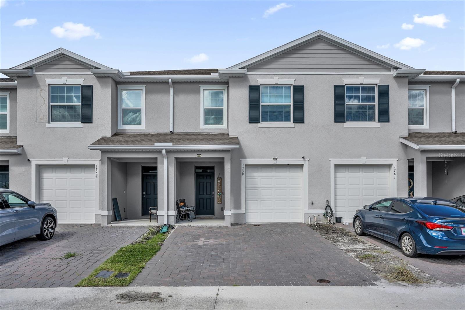 Foto de propiedad en 1359 ISLETA LOOP KISSIMMEE con MLS# O6434271