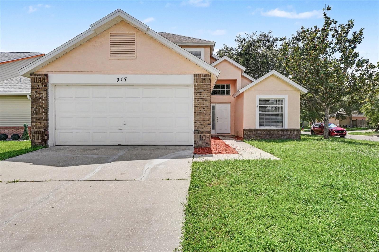 En Venta 317 MORNING CREEK CIR, APOPKA, FL 32712