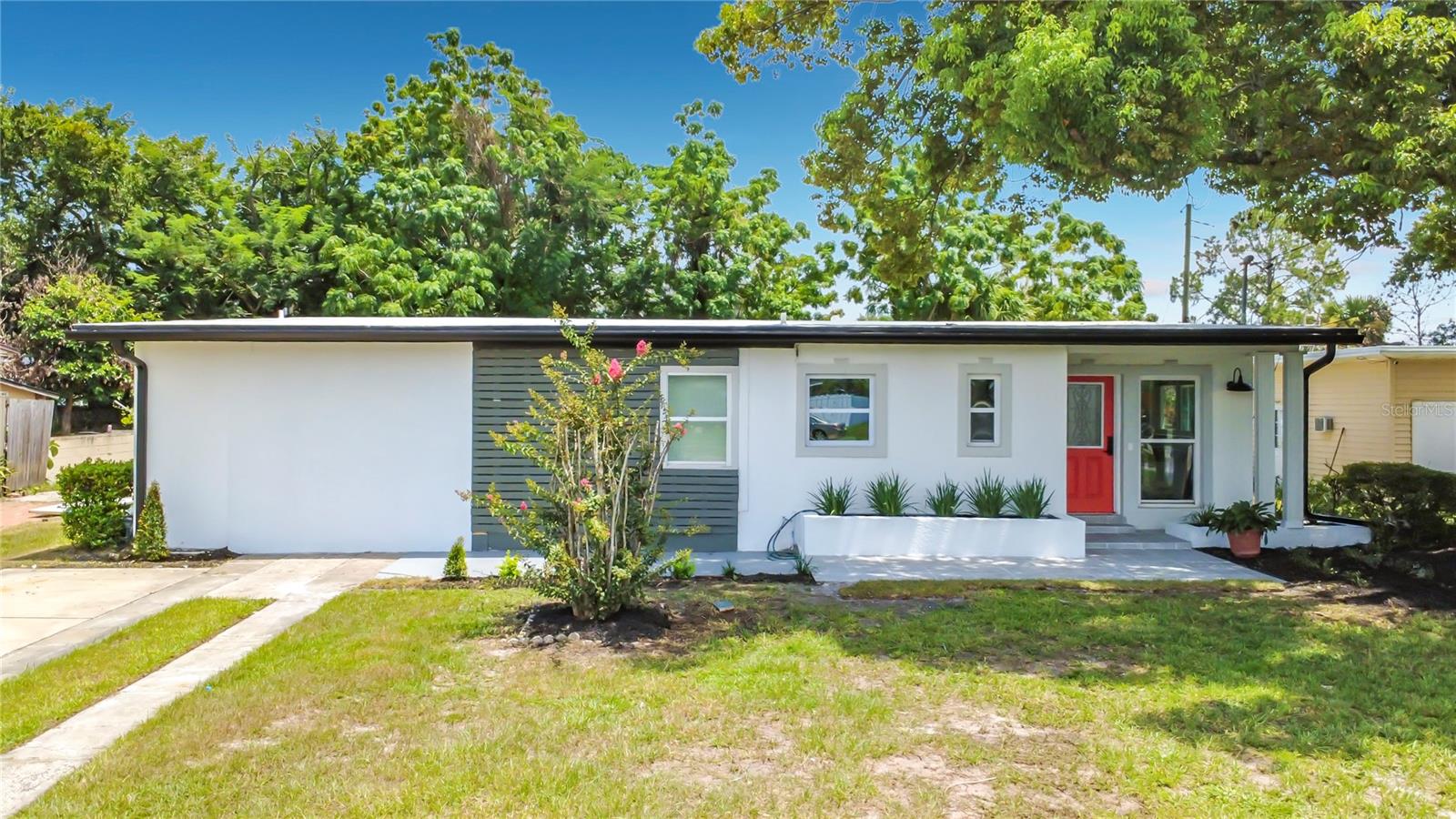 Foto de propiedad en 415 MERCADO AVE ORLANDO con MLS# O6435639