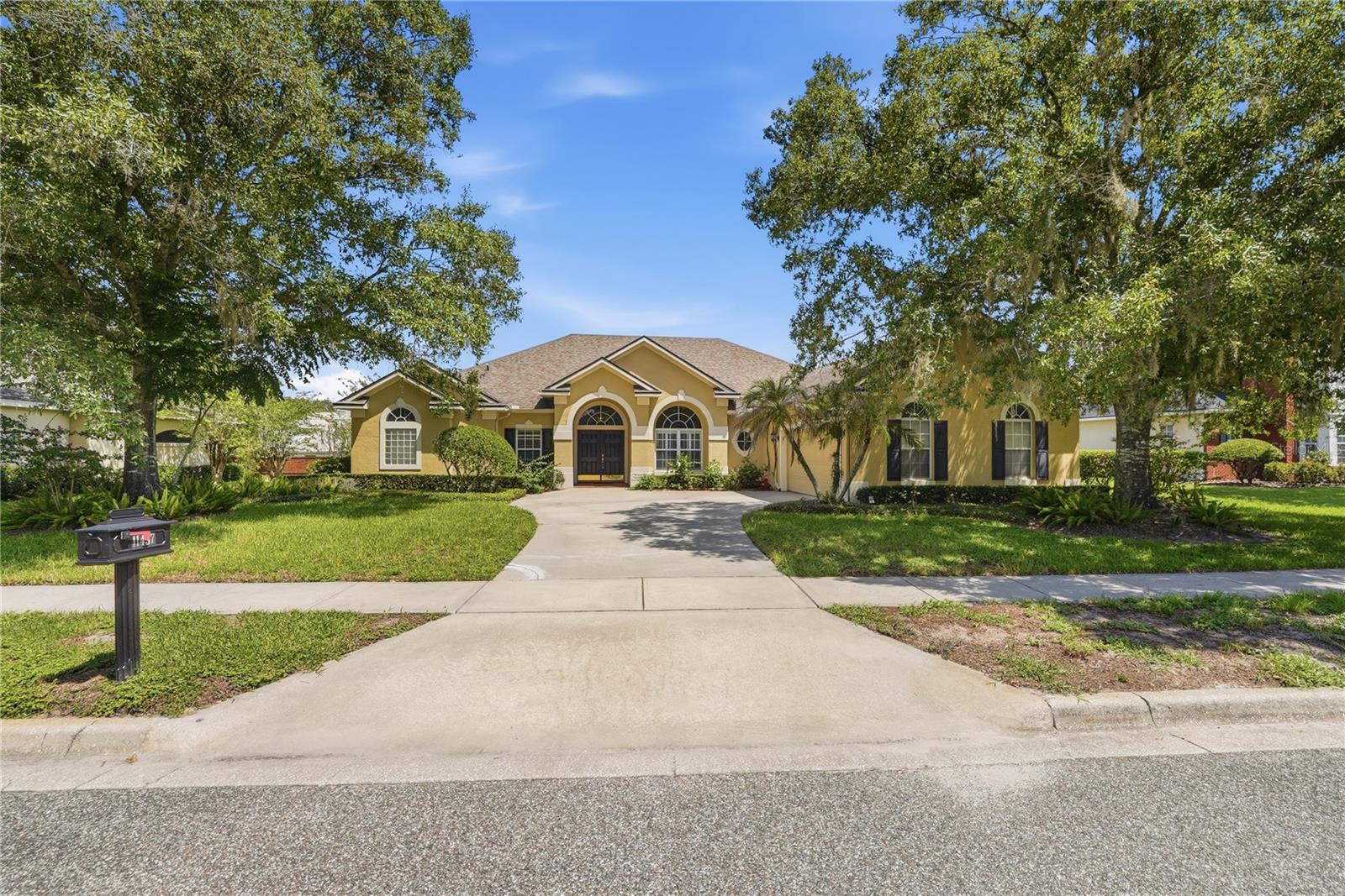 En Venta 11457 SWIFT WATER CIR, ORLANDO, FL 32817
