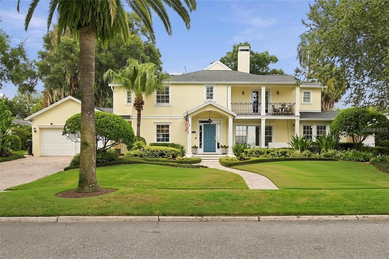 Front Exterior – Gracious 1942 Colonial Revival