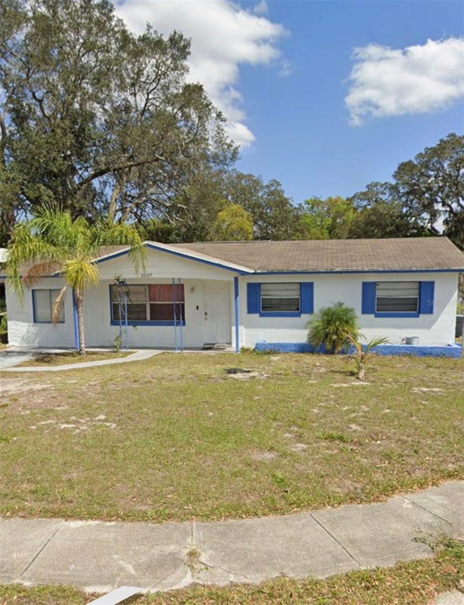 Foto de propiedad en 3637 CHALET CT ORLANDO con MLS# O6436203