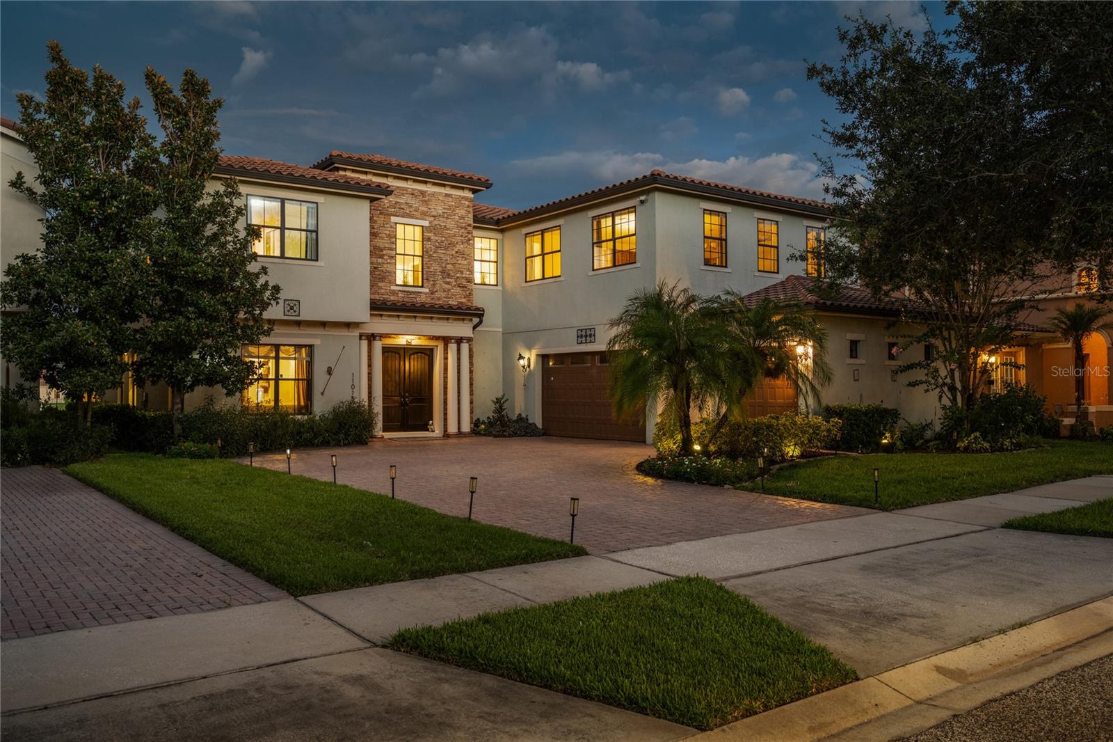 En Venta 11015 MOBBERLEY CIR, ORLANDO, FL 32832