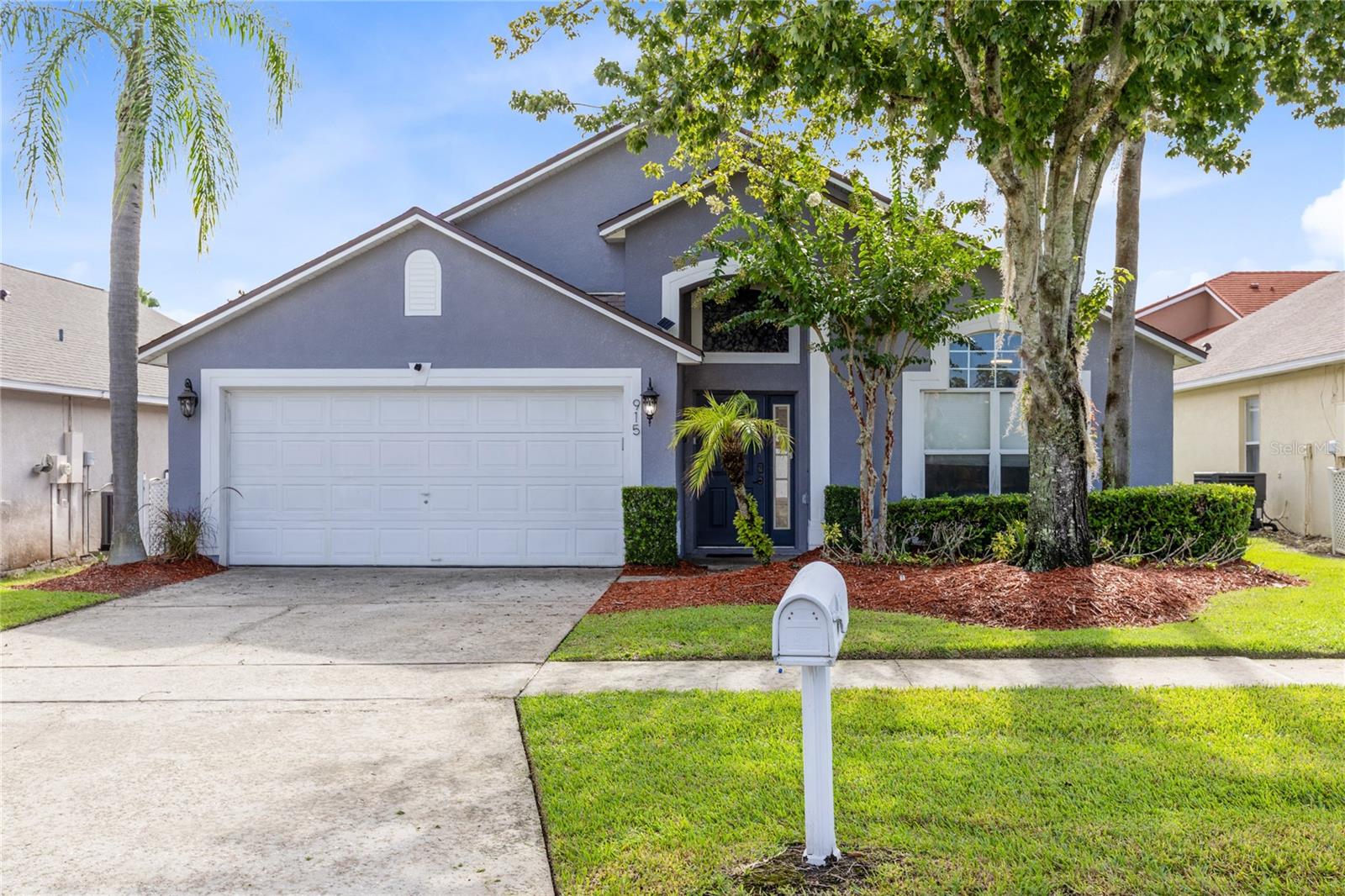 Foto de propiedad en 915 LAKE BERKLEY DR KISSIMMEE con MLS# O6436418