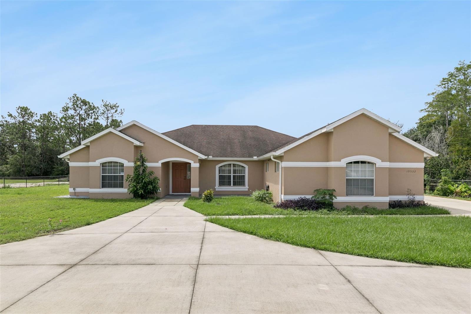 Welcome to 19532 Sheldon St Orlando  Fl