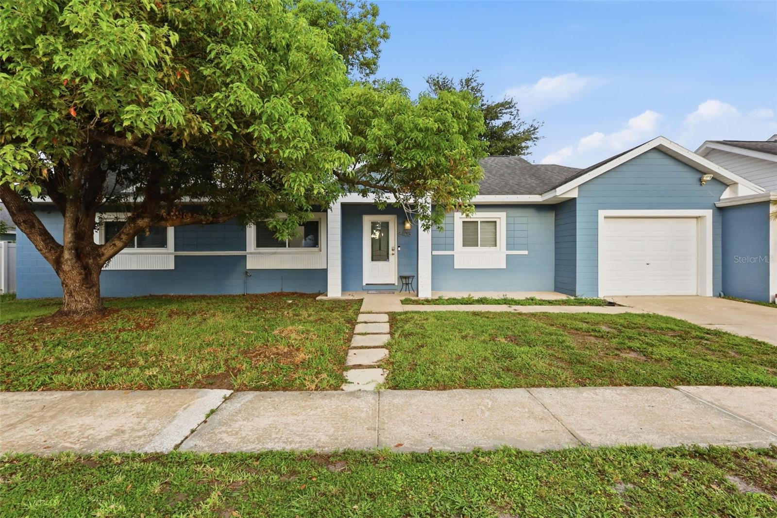 En Venta 8405 OAK BLUFF DR, ORLANDO, FL 32827