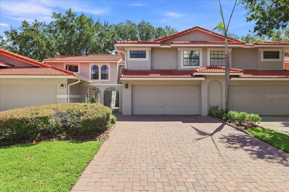 Foto de propiedad en 7537 FENWICK COVE LN ORLANDO con MLS# O6437088