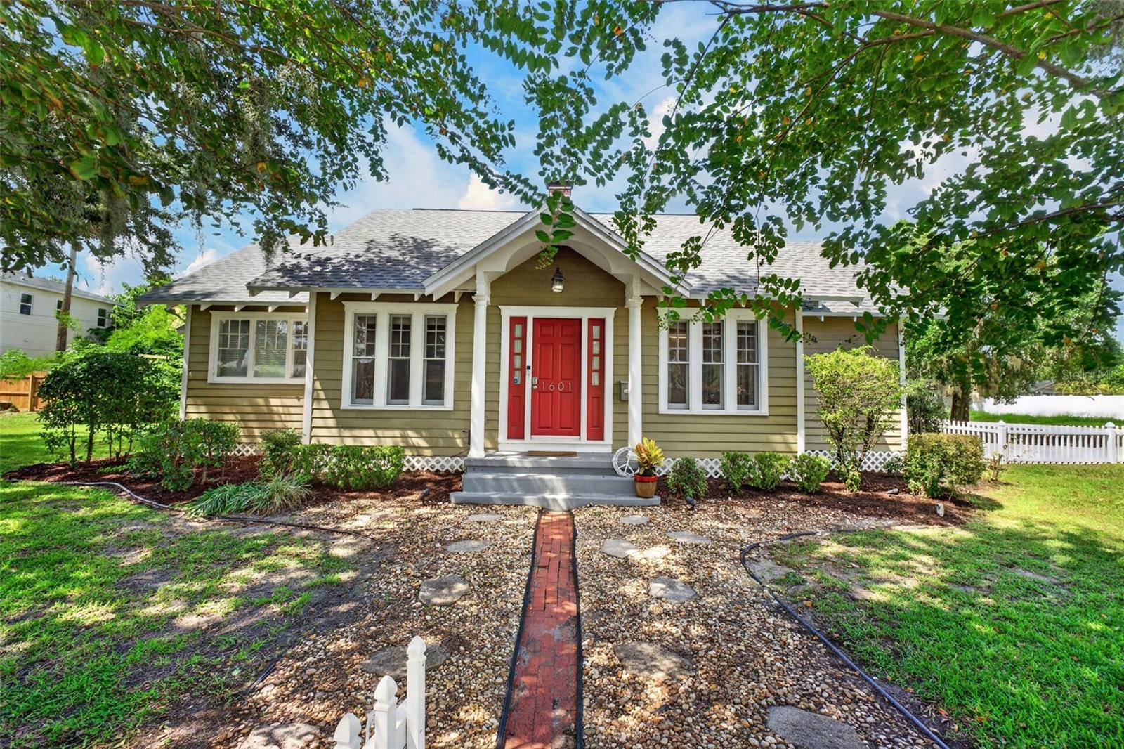 En Venta 1601 BRYN MAWR ST, ORLANDO, FL 32804