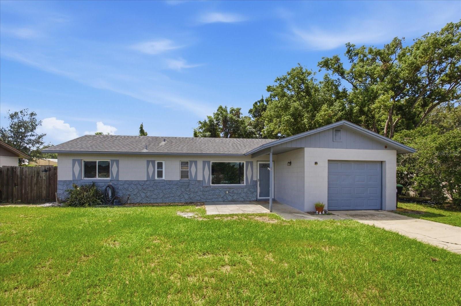 Foto de propiedad en 1412 ORMOND AVE APOPKA con MLS# O6437987