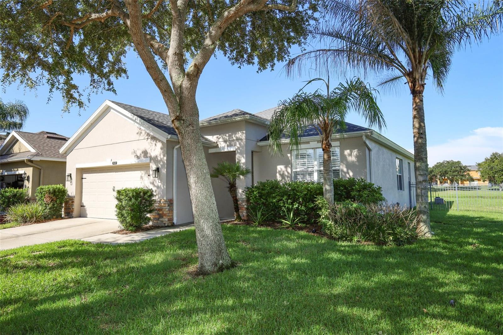 Foto de propiedad en 2420 BALFORN TOWER WAY WINTER GARDEN con MLS# O6438016