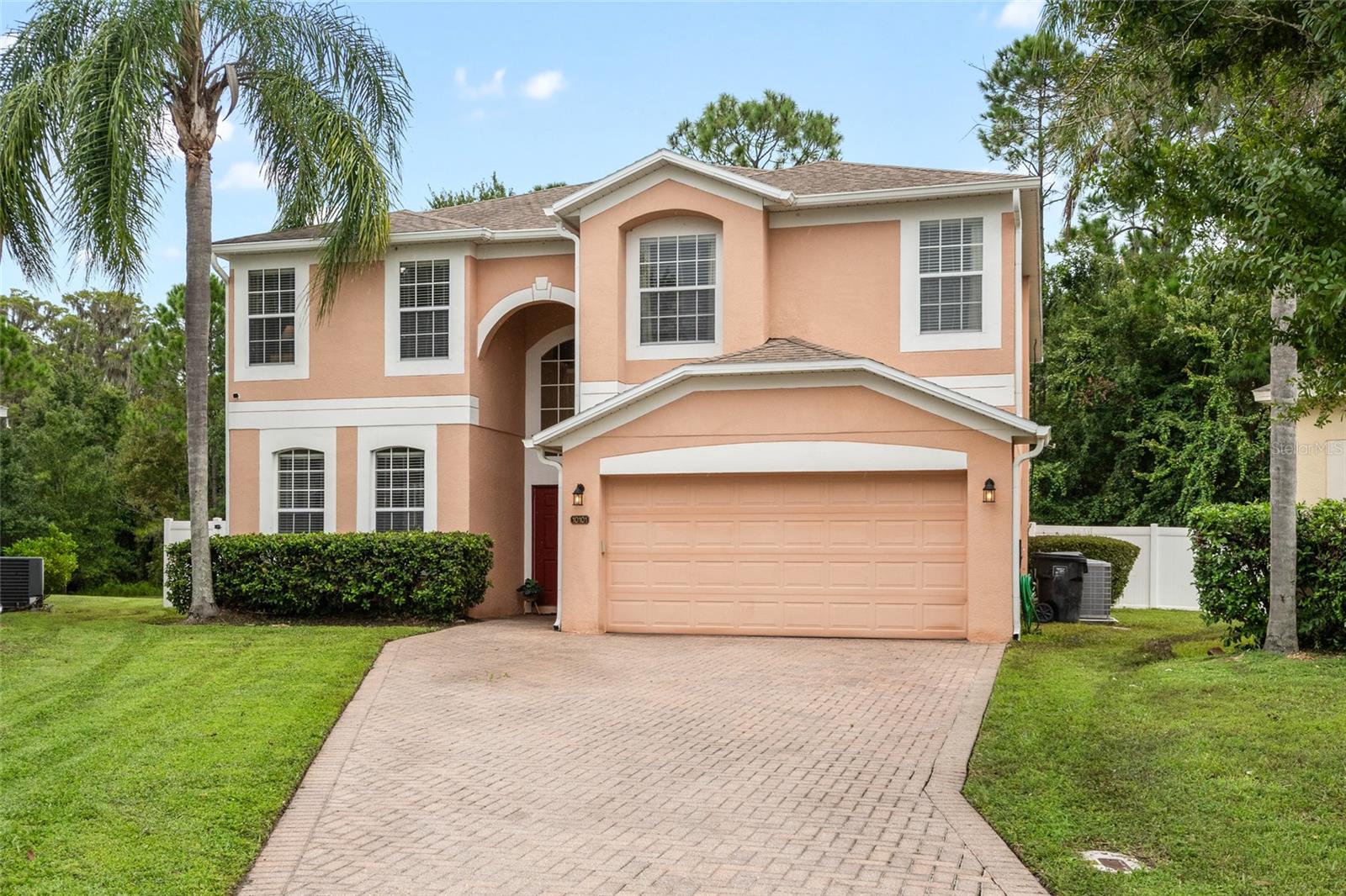 En Venta 10101 GRANITE BAY DR, ORLANDO, FL 32832