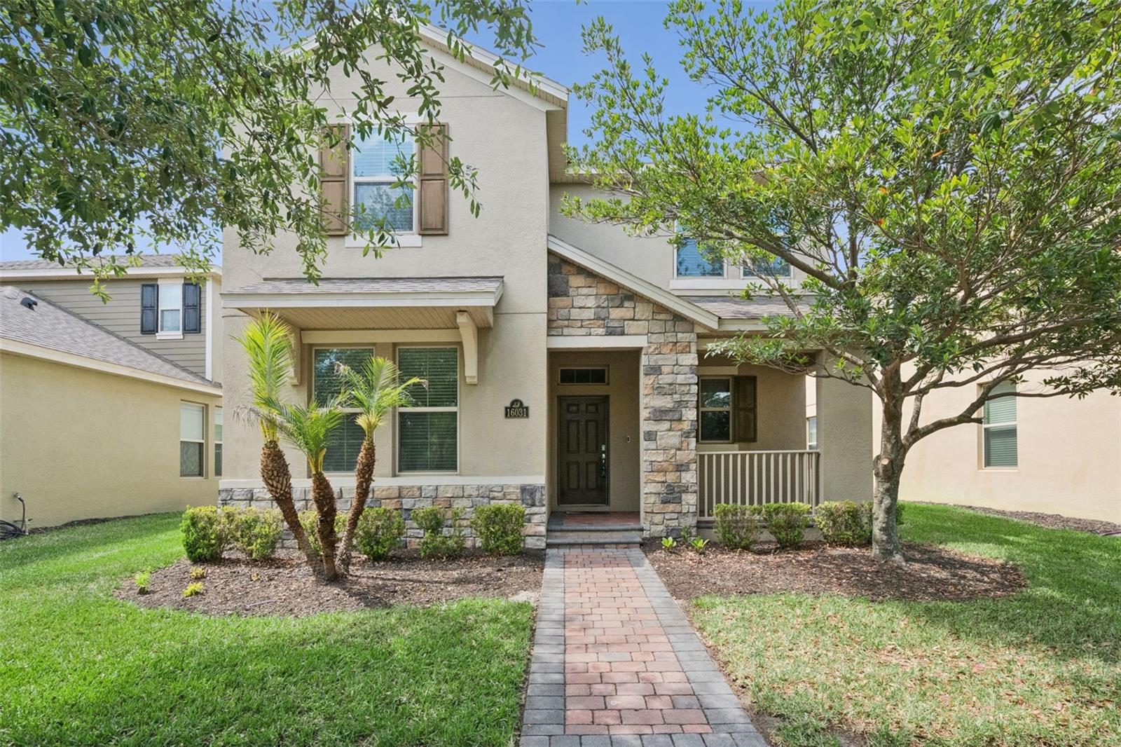 Foto de propiedad en 16031 PEBBLE BLUFF LOOP WINTER GARDEN con MLS# O6438293