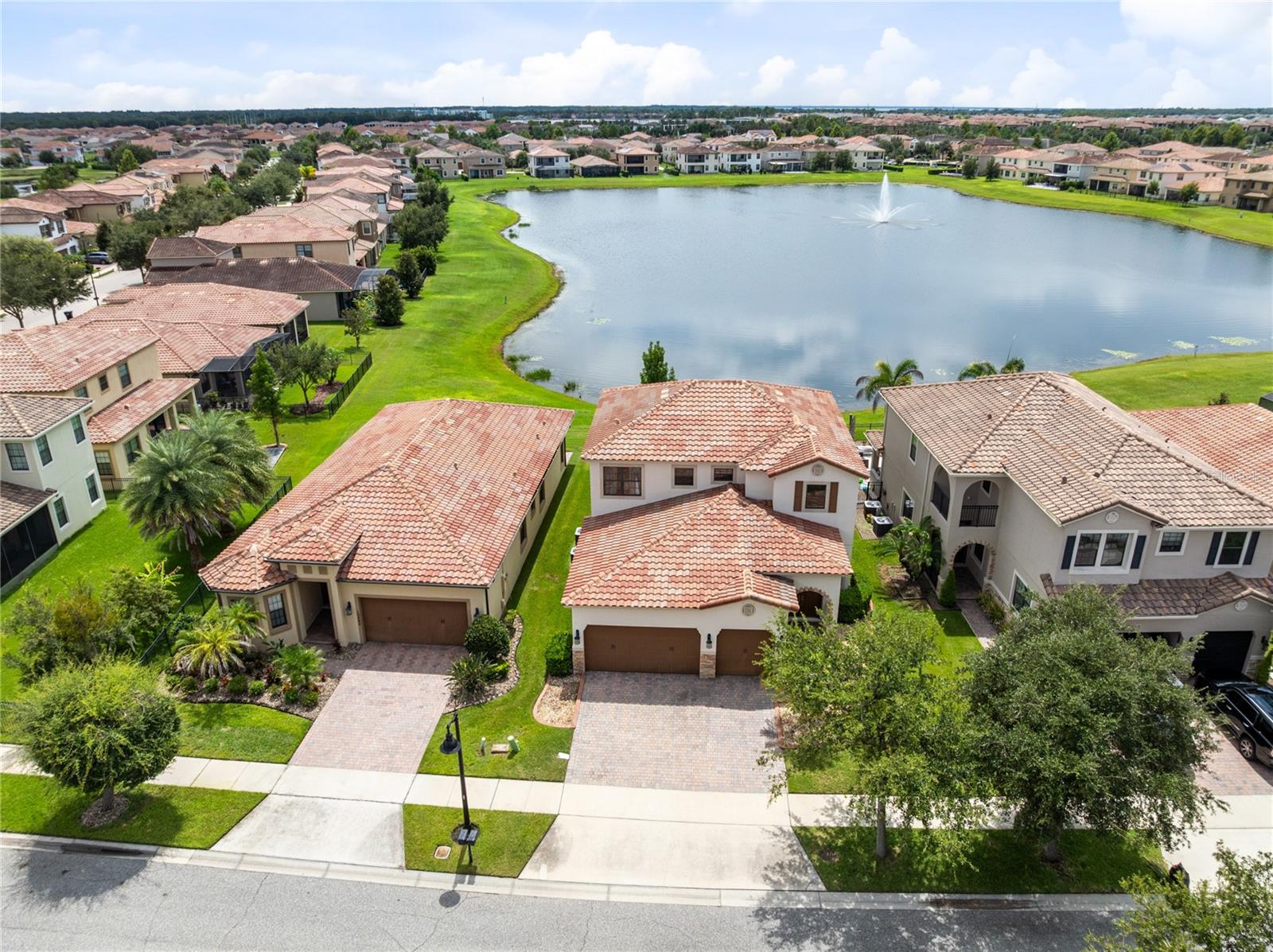 En Venta 10478 STAPELEY DR, ORLANDO, FL 32832